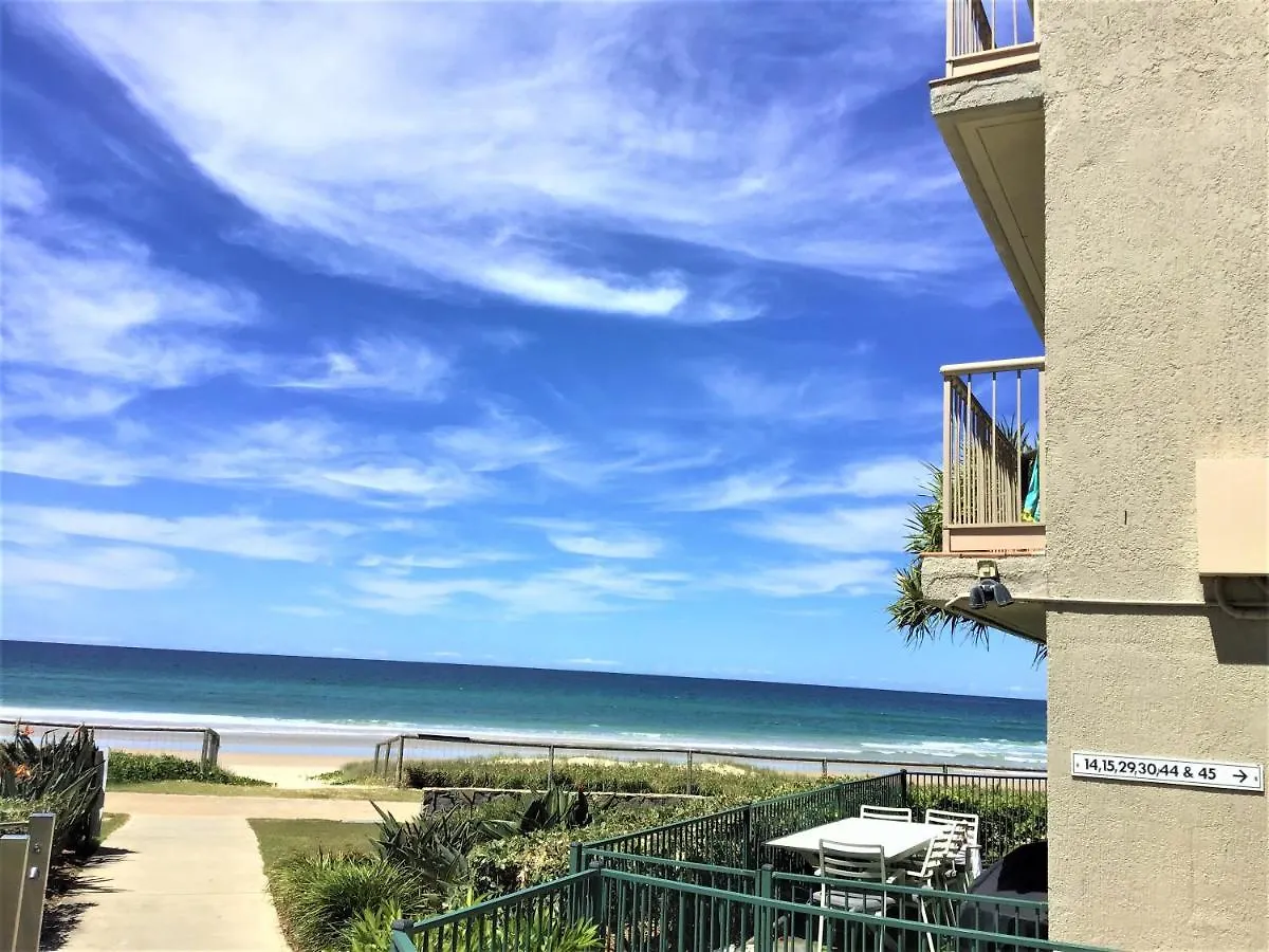 Sanctuary Beach Resort Gold Coast 4*,