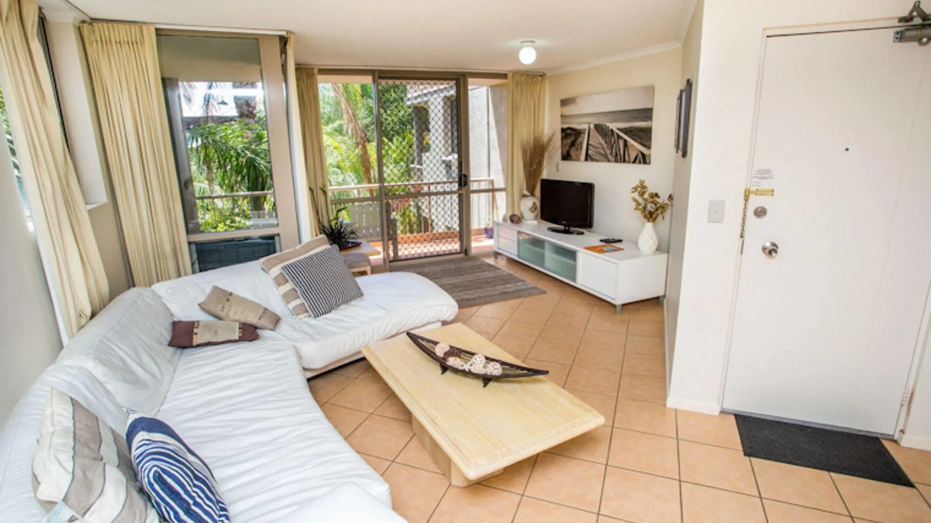 Sanctuary Beach Resort Gold Coast