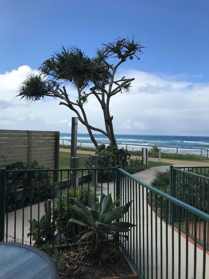 Sanctuary Beach Resort Gold Coast Australien
