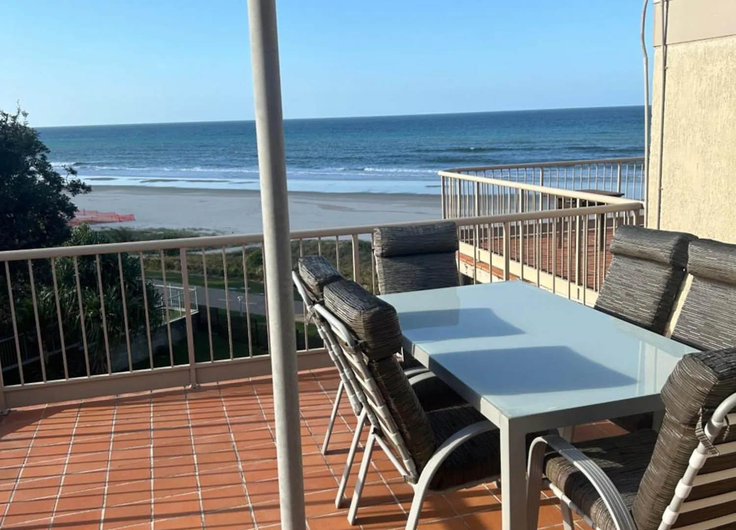 Sanctuary Beach Resort Gold Coast
